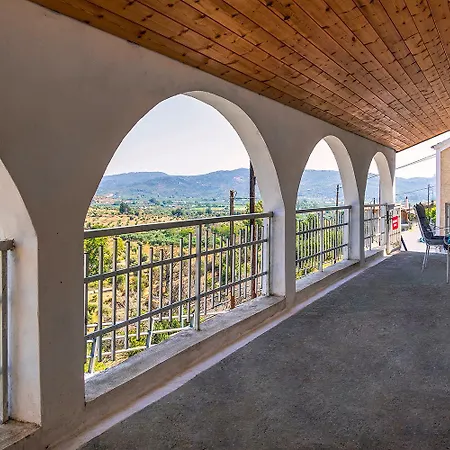 Grandma's House Mani Holiday home Monachi Sikia