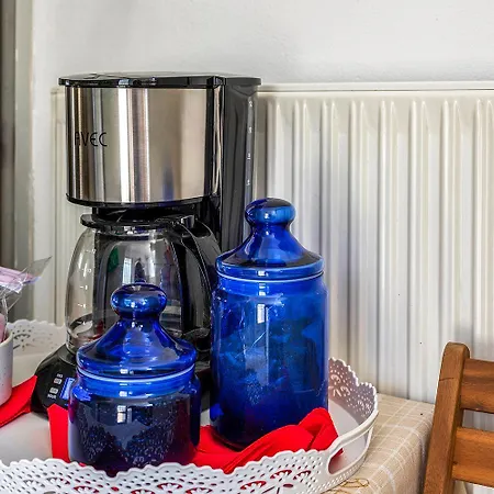 Grandma's House Mani