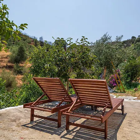 Grandma's House Mani Дом отдыха Platanos (Laconia)