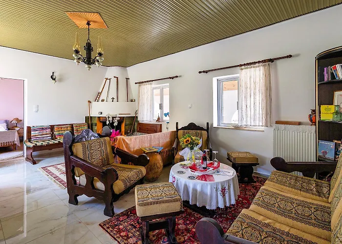 Grandma's House Mani Hébergement de vacances