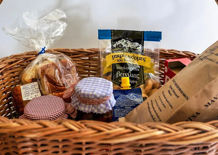 Grandma's House Mani בית נופש *