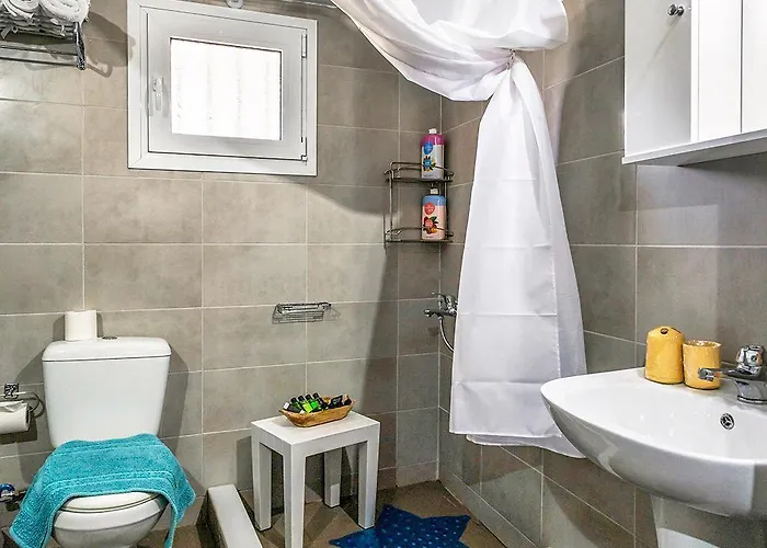 בית נופש Grandma's House Mani